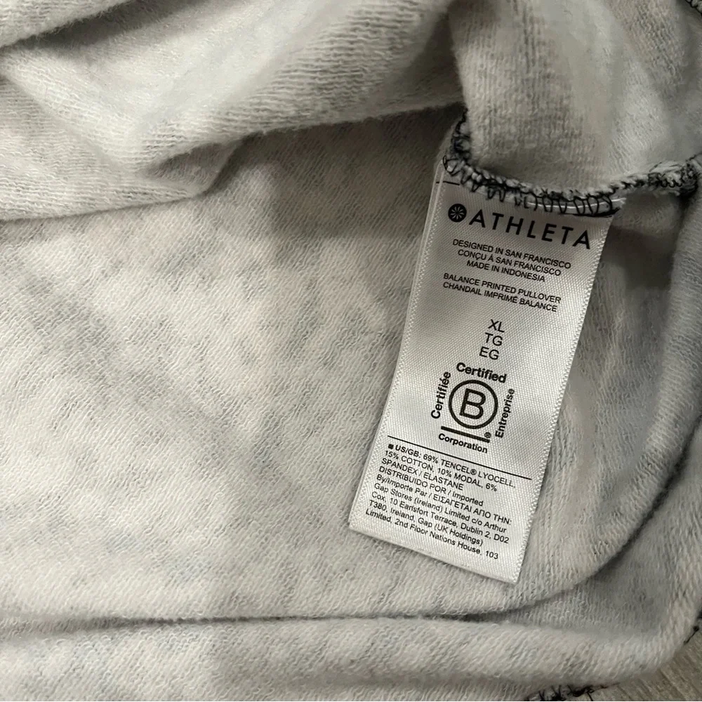 ATHLETA Balance Printed Pullover Ocelot Spot White, Sz XL - Picture 11 of 11